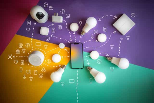 Esquema de modelos de negocio, monetización programable y tesorería autónoma en una Sociedad Automatizada por IA (SA-IA)